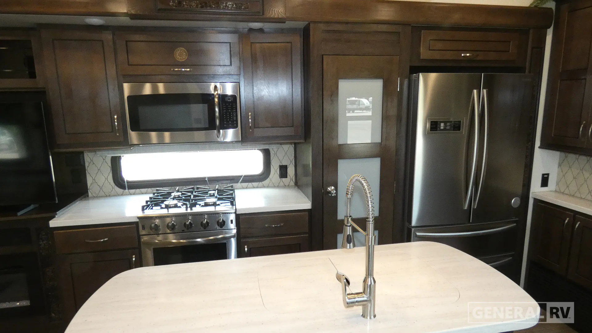 2020 Forest River Cedar Creek Hathaway Edition 36CK2 — Photo 6