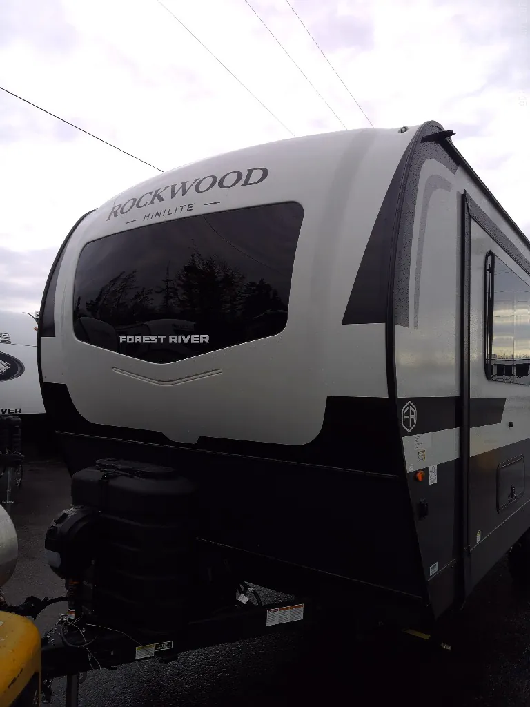 2026 Forest River Rockwood Mini Lite 2506FK - Photo 3