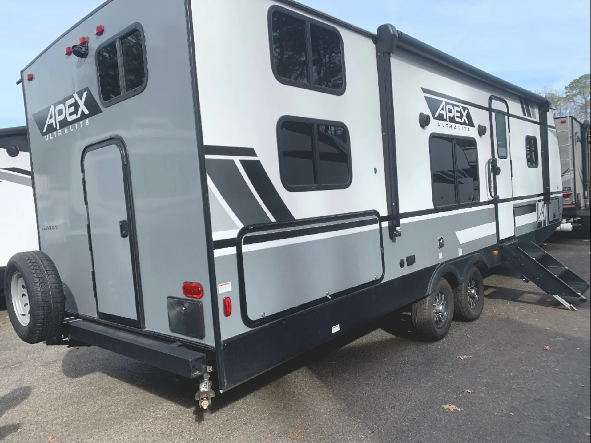 2022 Coachmen Apex 256BHS - Photo 4