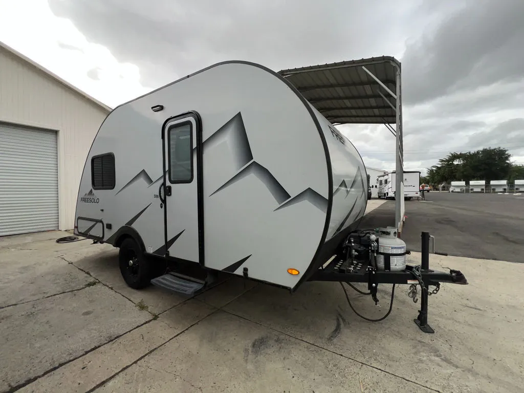 2007 Airstream Classic 34 (Bar & Lounge) - Photo 2