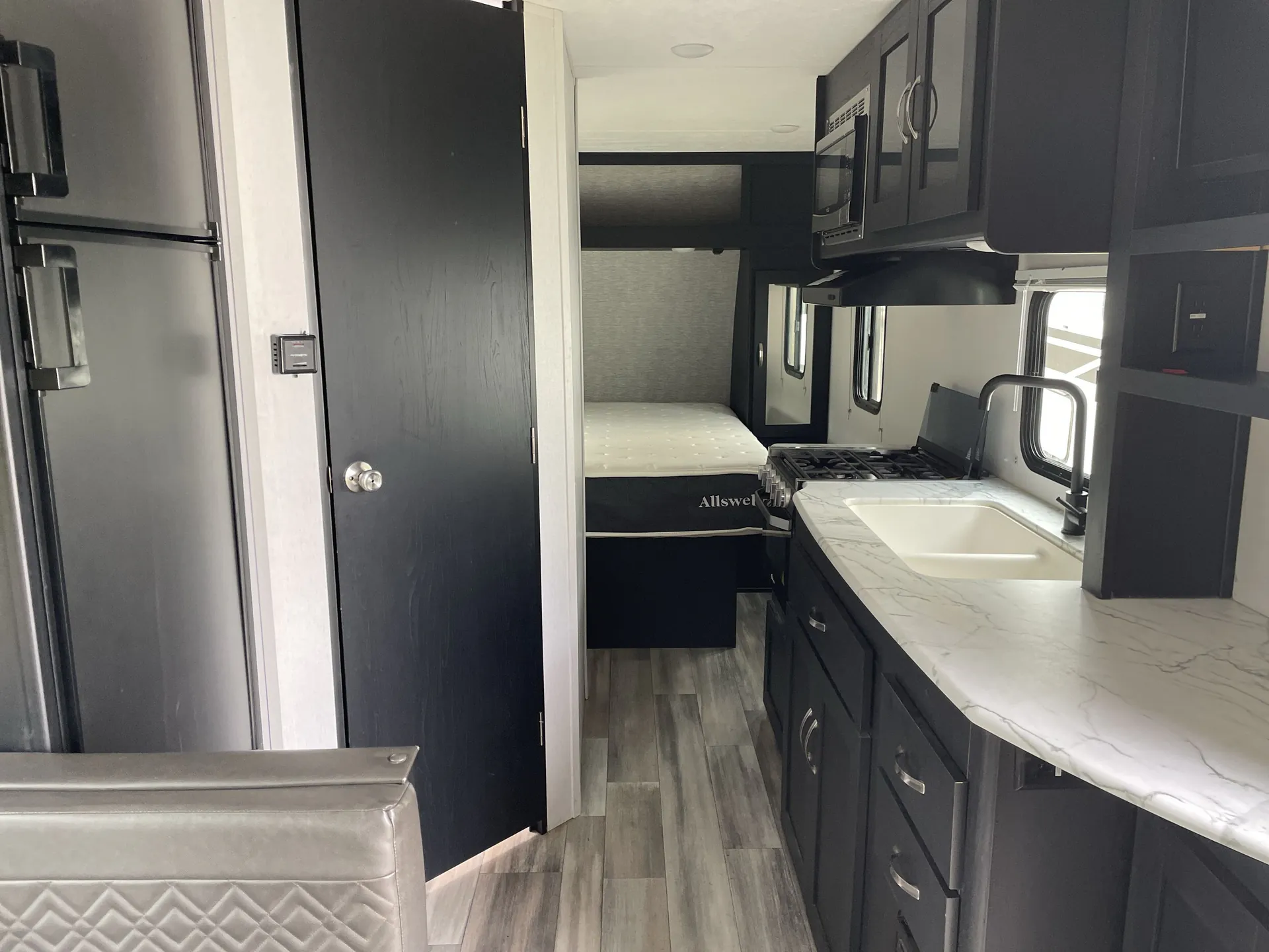 2022 Coachmen Freedom Express Select 20SE - Photo 3