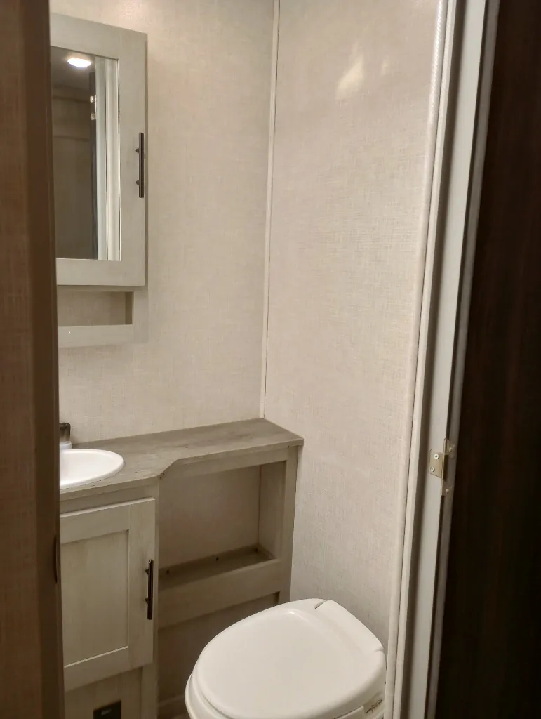 2021 Forest River IBEX 23RLDS, Photos photo 15