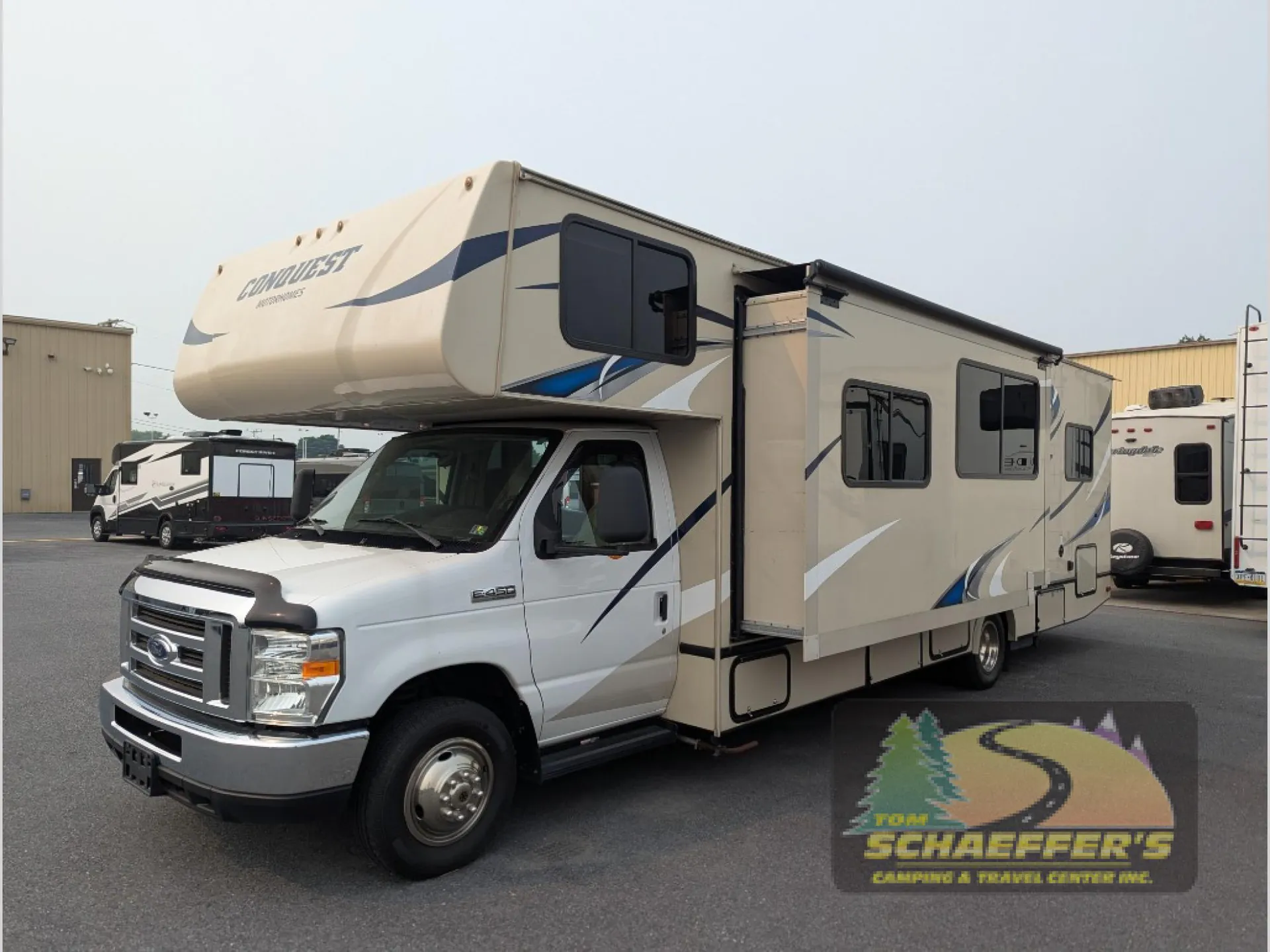 2017 Gulf Stream Conquest Class C 6317 - Photo 4