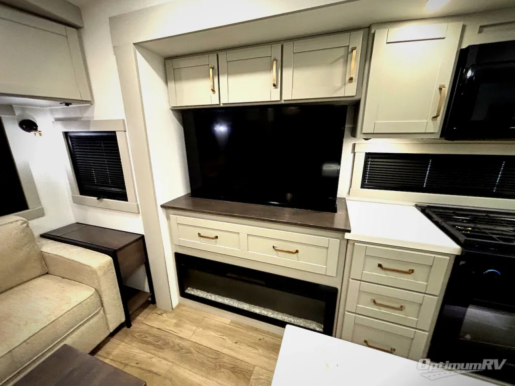 2025 Brinkley Model Z 3610, Photos photo 24