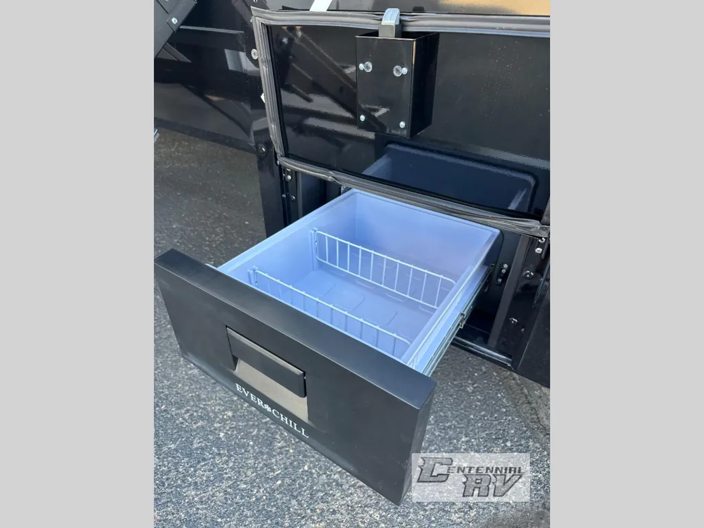 2026 Brinkley Model G 3950, Photos photo 23