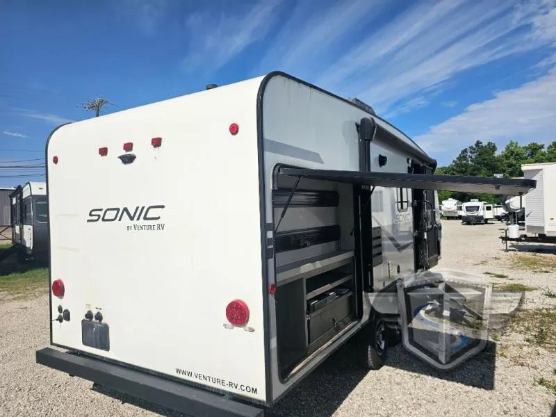 2020 Venture RV Sonic SN220VRB - Photo 4