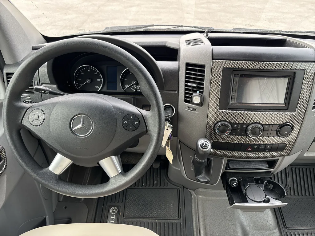 2017 Tiffin Wayfarer 24 QW, Photos photo 24