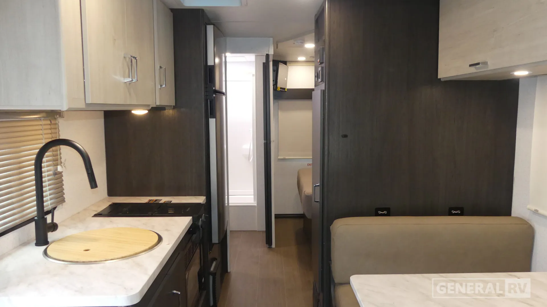 2027 Winnebago Sunflyer 22RS - Photo 3
