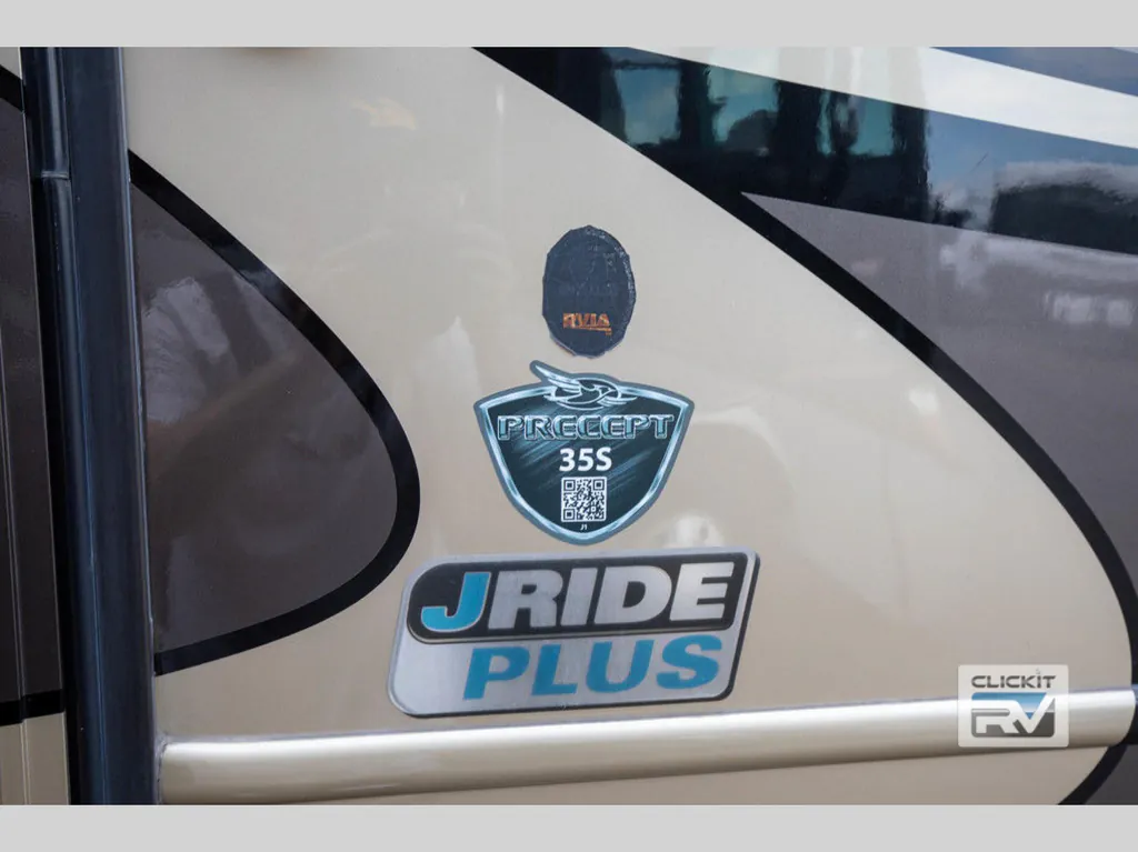 2018 Jayco Precept 35S, Photos photo 9