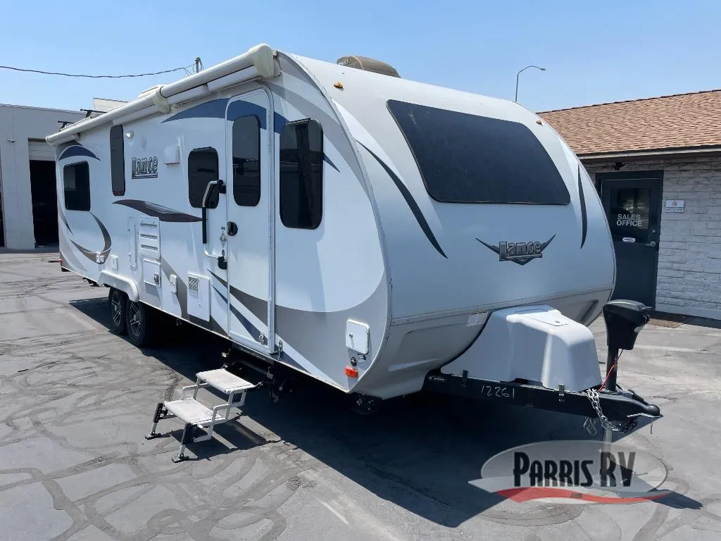 2020 Lance Lance Travel Trailers Used    2465 - Photo 2