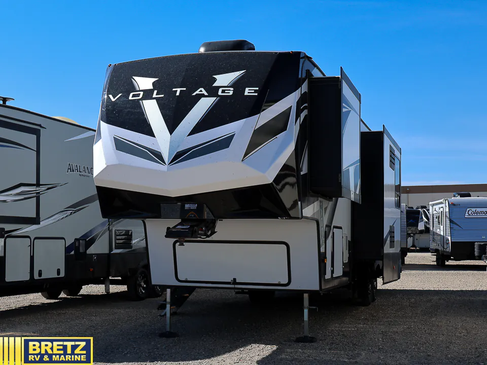 2022 Dutchmen Voltage Triton 3571 - Photo 3
