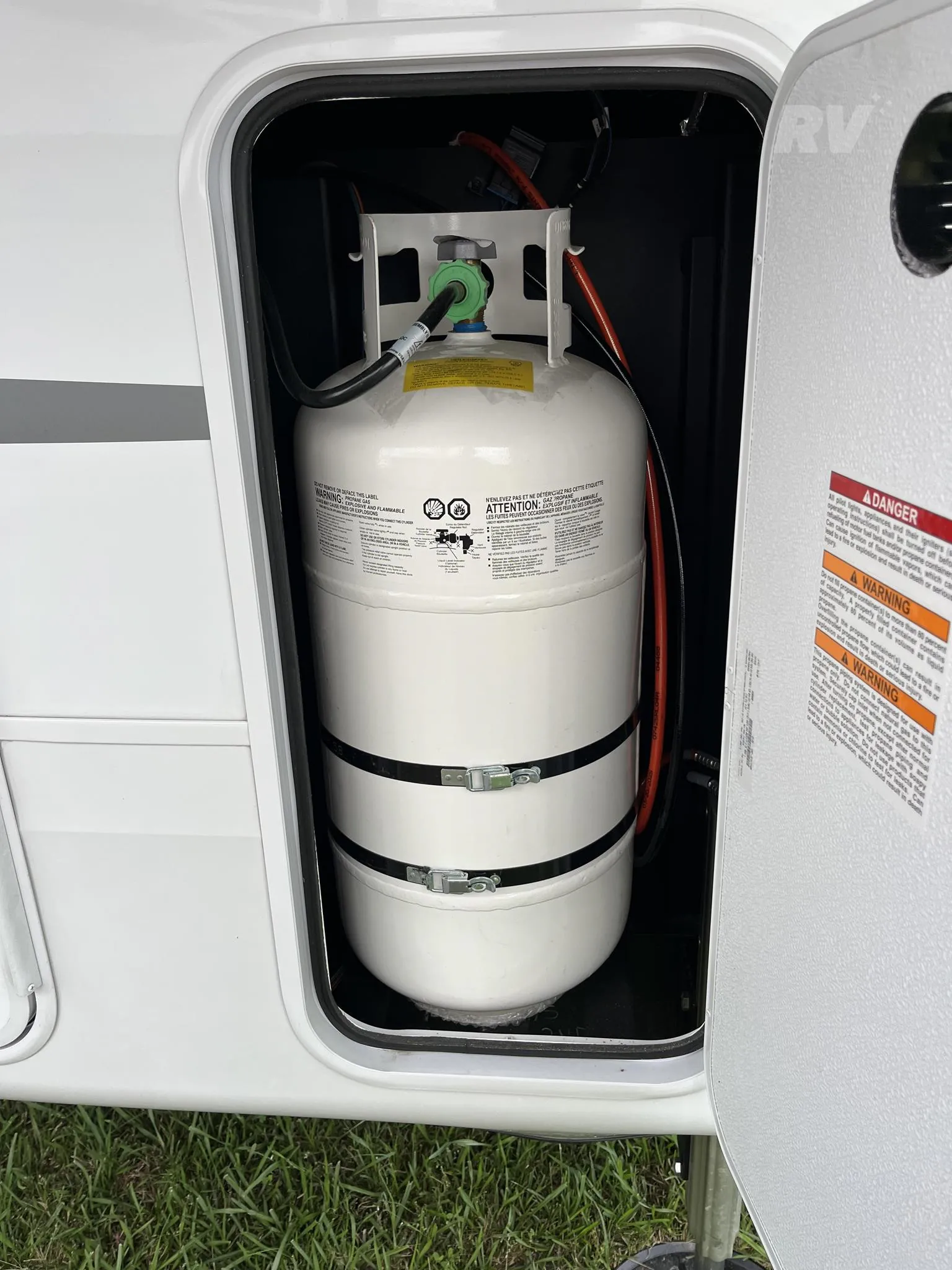 2026 Jayco Pinnacle 39FLOK - Photo 3