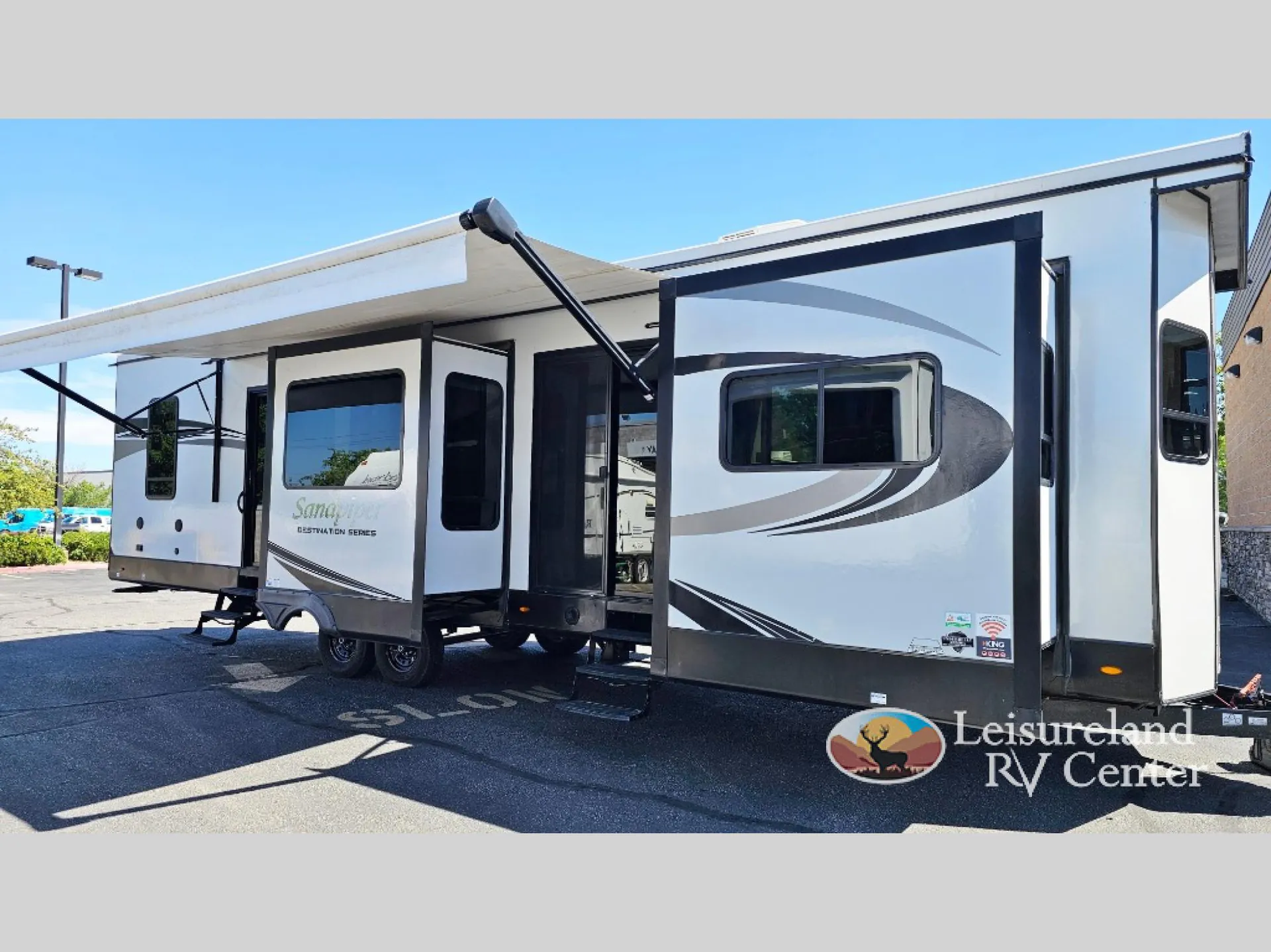 2022 Forest River Sandpiper Destination 420FL - Photo 2