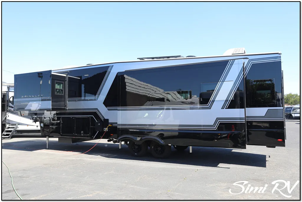 2026 Brinkley Model Z 3600, Photos photo 68
