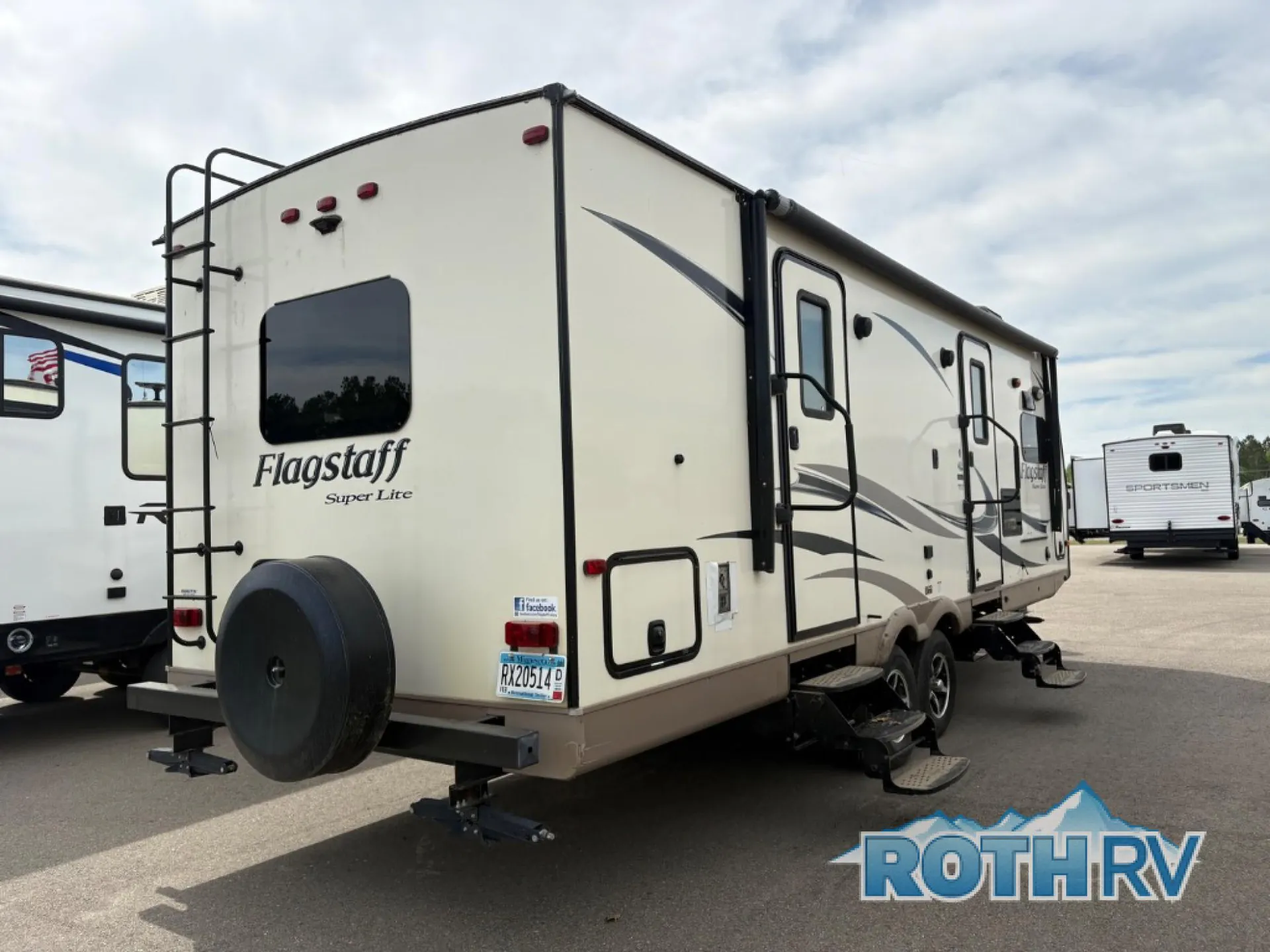 2017 Forest River Flagstaff Super Lite 26FKWS - Photo 4