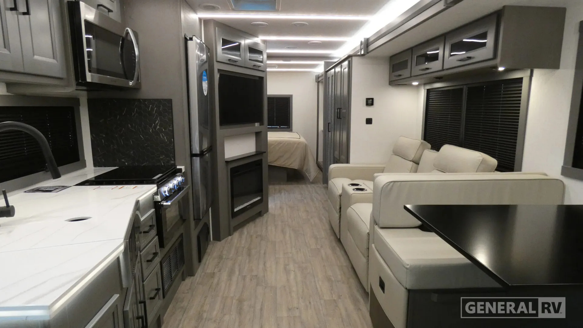 2026 Coachmen Mirada 33SS - Photo 3