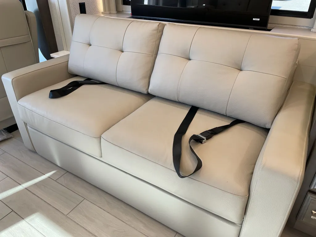 2026 Entegra Coach Aspire 44D, Photos photo 16