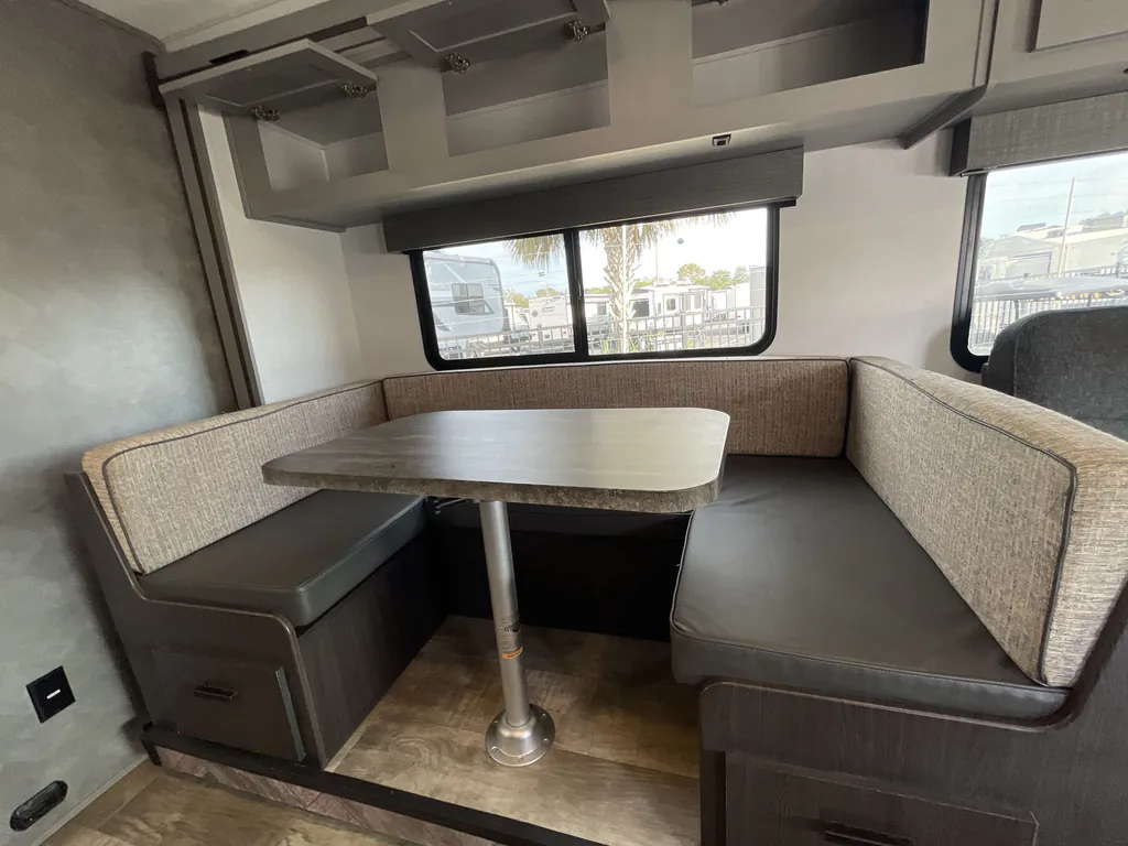 2021 Forest River Solera 32DSK, Photos photo 3