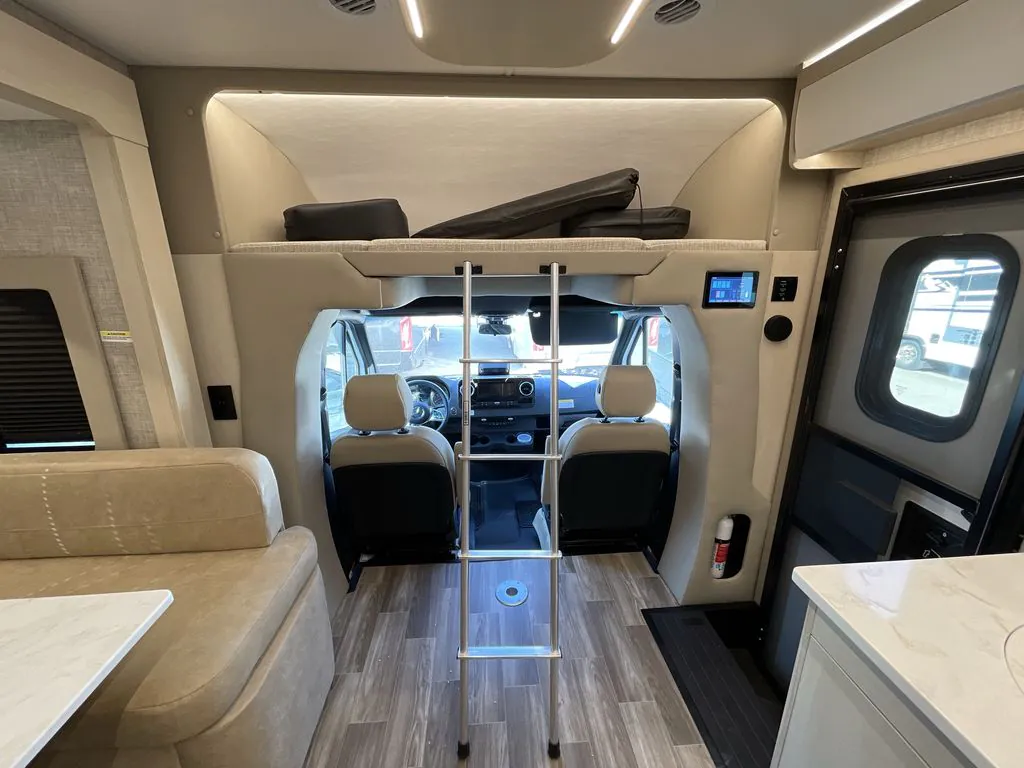 2026 Tiffin Wayfarer 25 XRW, Photos photo 21