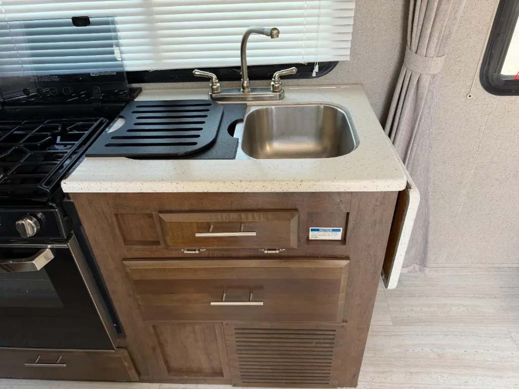 2019 Forest River Rockwood Mini Lite 2508, Photos photo 10