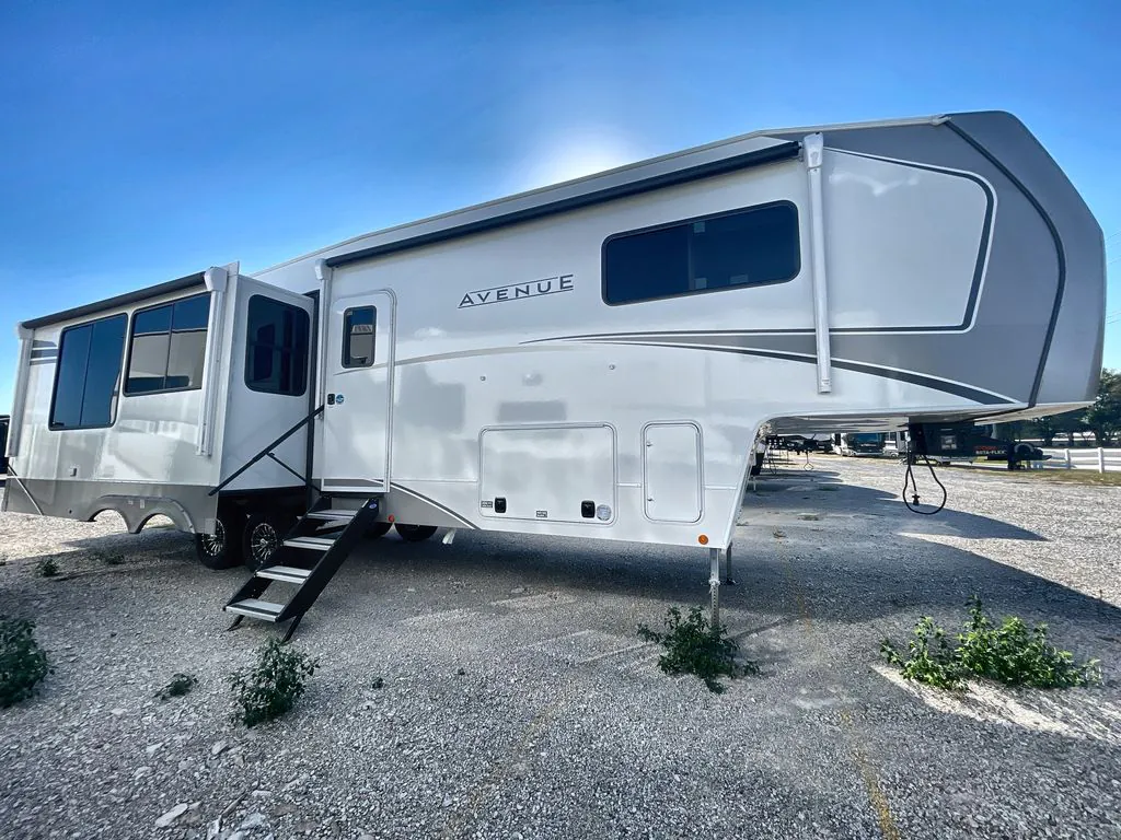 2026 Alliance RV Avenue 35RKS - Photo 2
