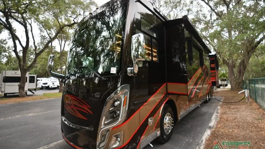 2020 Tiffin Zephyr 45 PZ - Photo 4