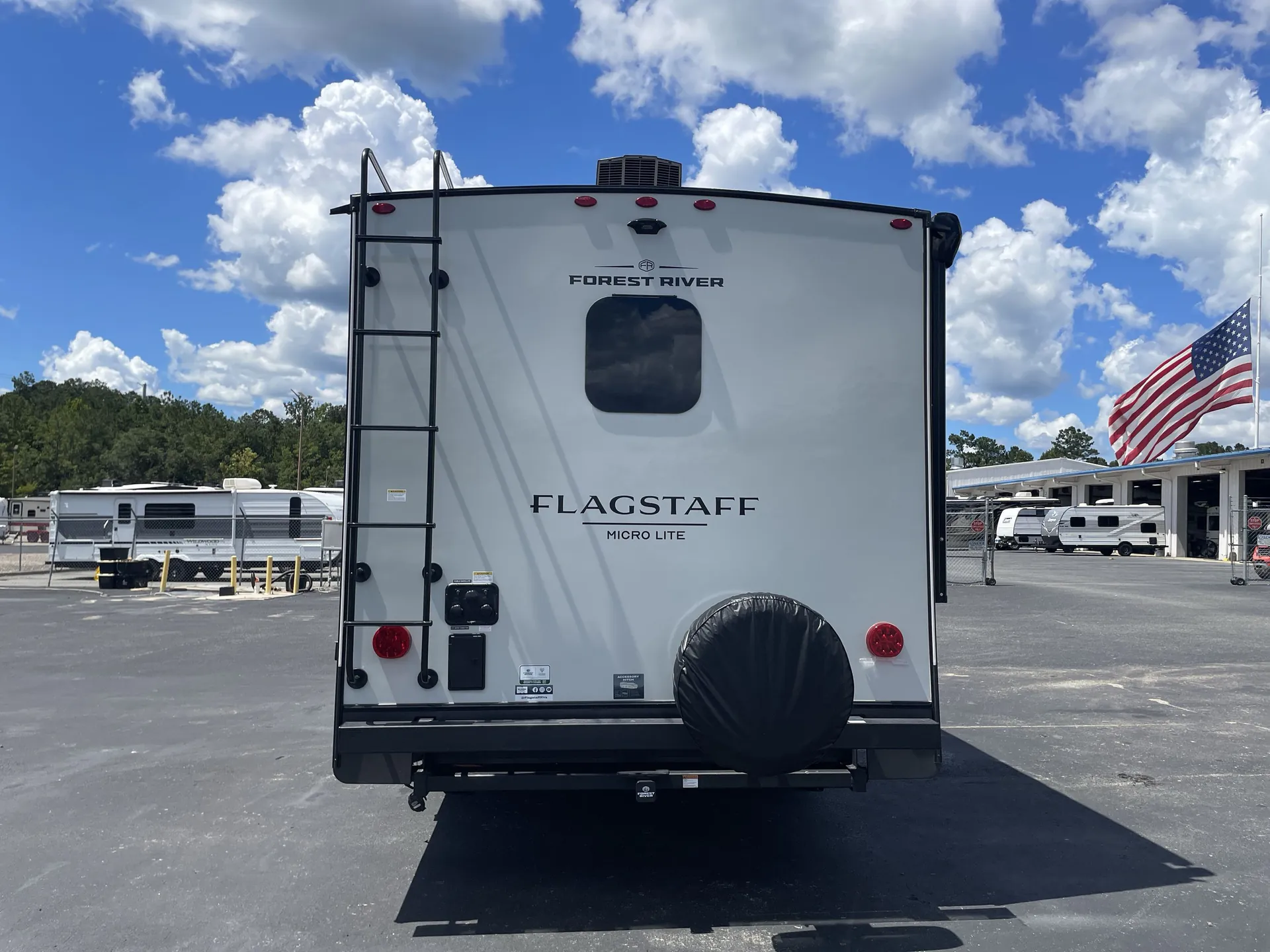 2027 Forest River Flagstaff Micro Lite 25SRB — backside