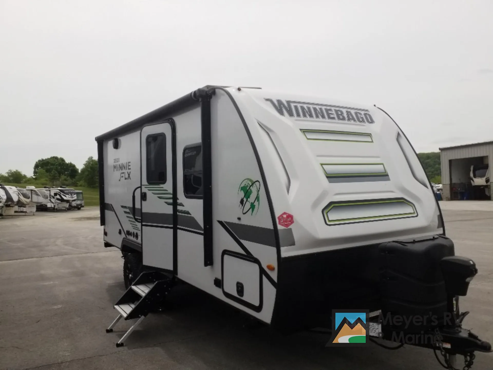 2022 Winnebago Micro Minnie FLX 2108TB - Photo 2