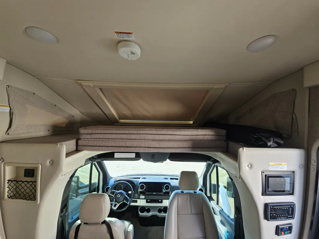 2021 Thor Motor Coach Tiburon 24FB, Photos photo 65