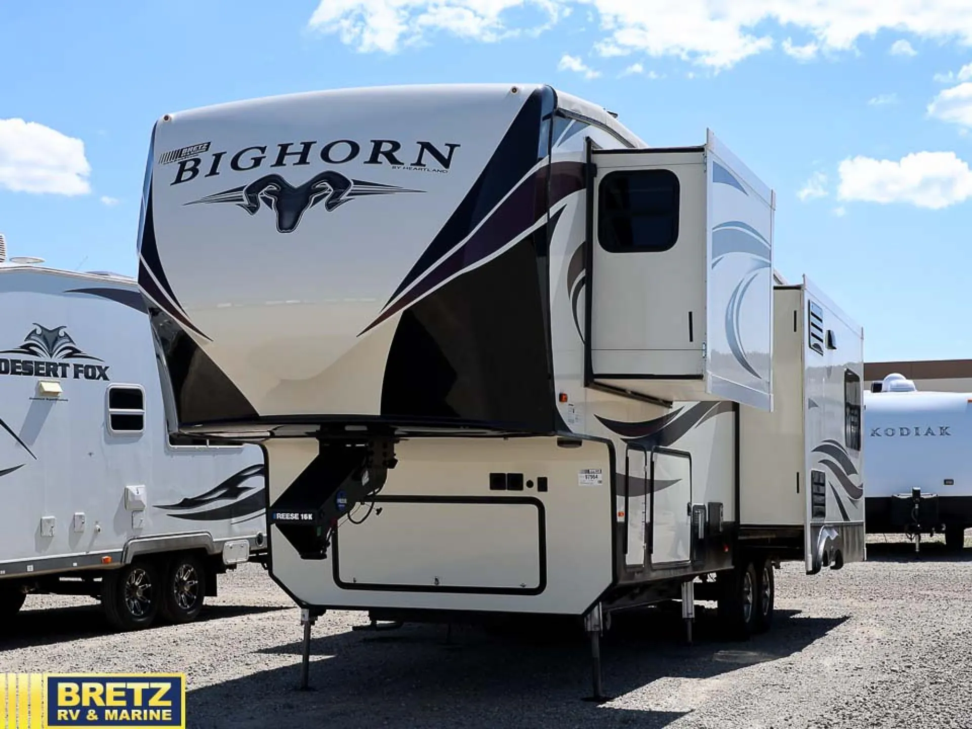 2018 Heartland Bighorn 3010RE - Photo 4