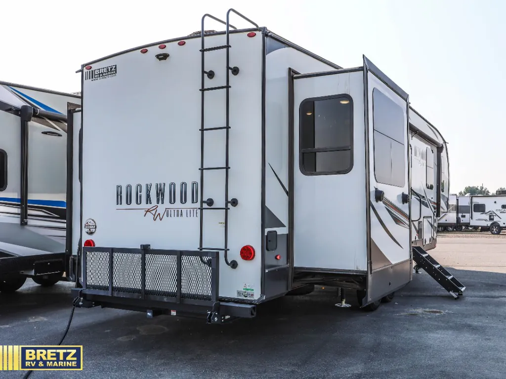2022 Forest River Rockwood Ultra Lite 2898BS — Photo 6