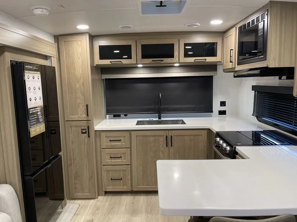 2027 Forest River Rockwood Mini Lite 2523MBR — Photo 5