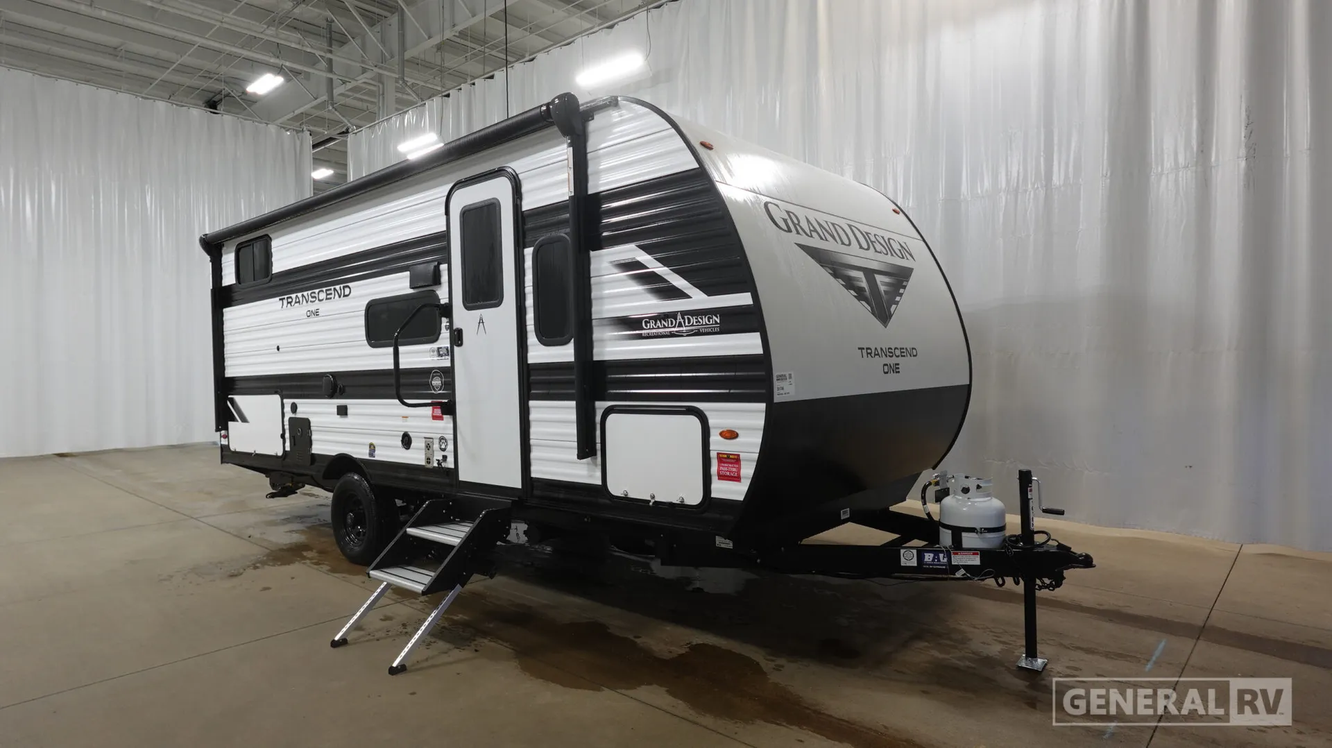 2026 Grand Design Transcend One 161BH - Photo 2