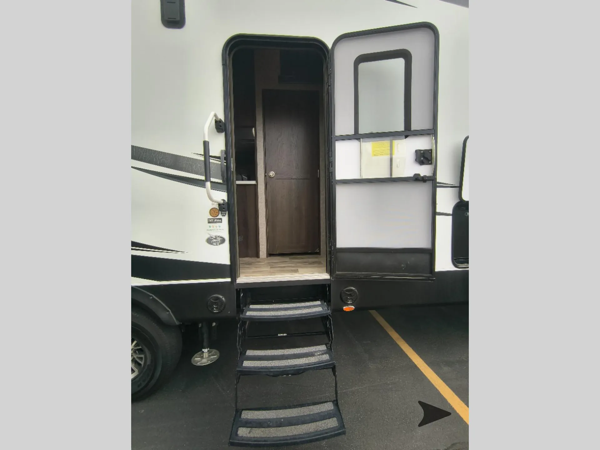 2019 Jayco Talon 392T - Photo 4