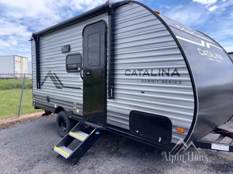 2027 Coachmen Catalina Summit Series 7 164BHX - Photo 2