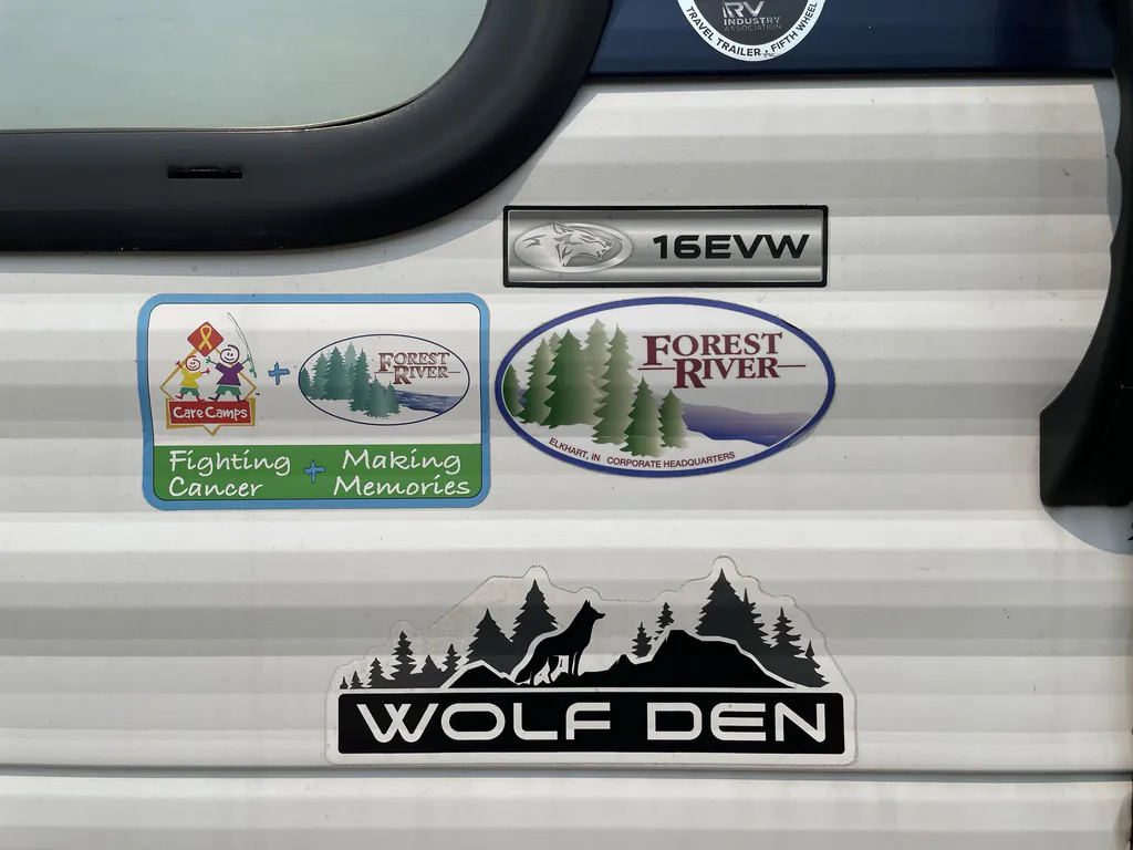 2024 Forest River Cherokee Wolf Den 16EV, Photos photo 20