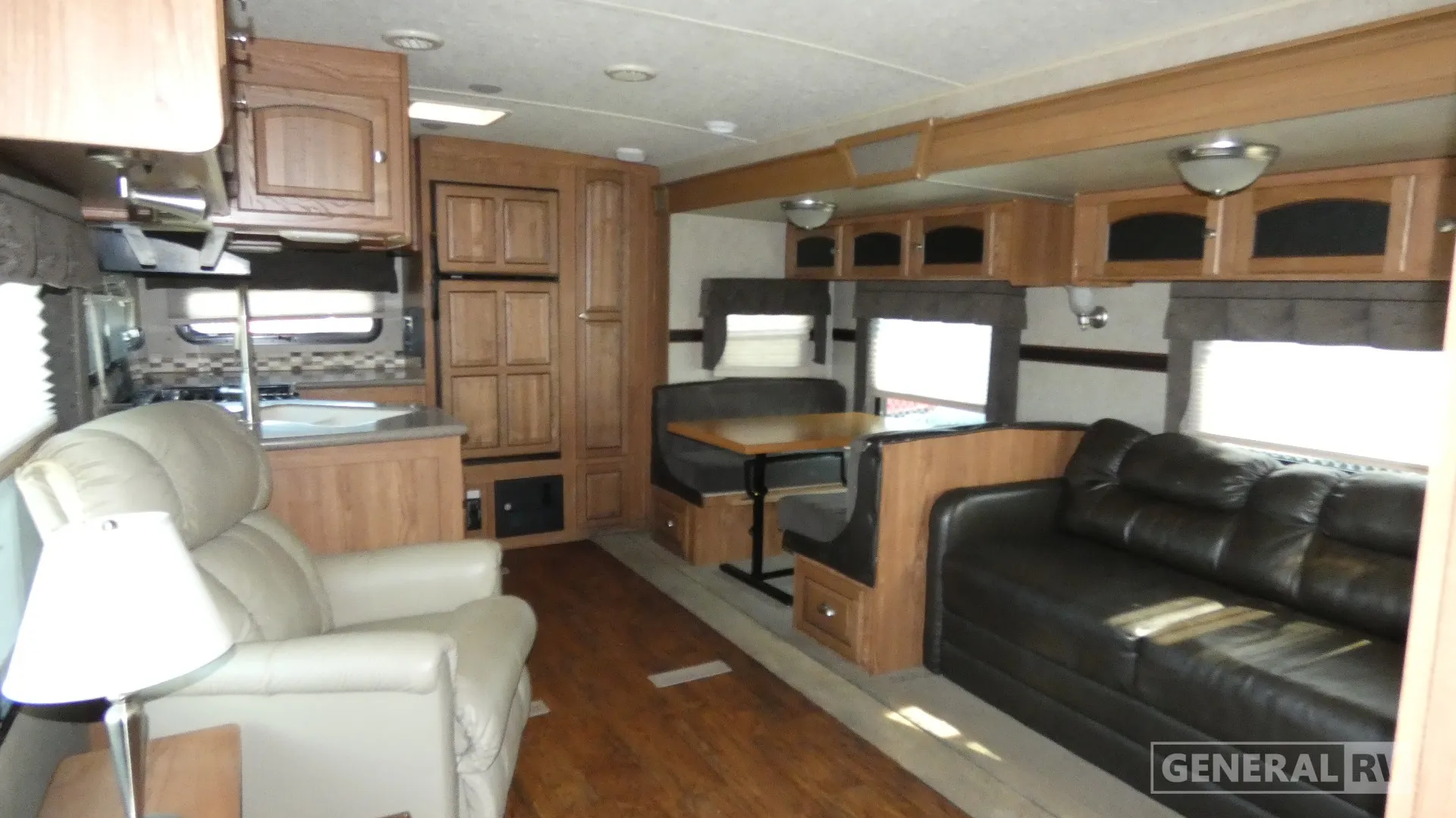 2015 Forest River Rockwood Signature Ultra Lite 8310SS - Photo 3