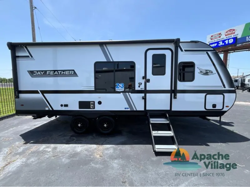 2027 Jayco Jay Feather 21MML - Photo 3