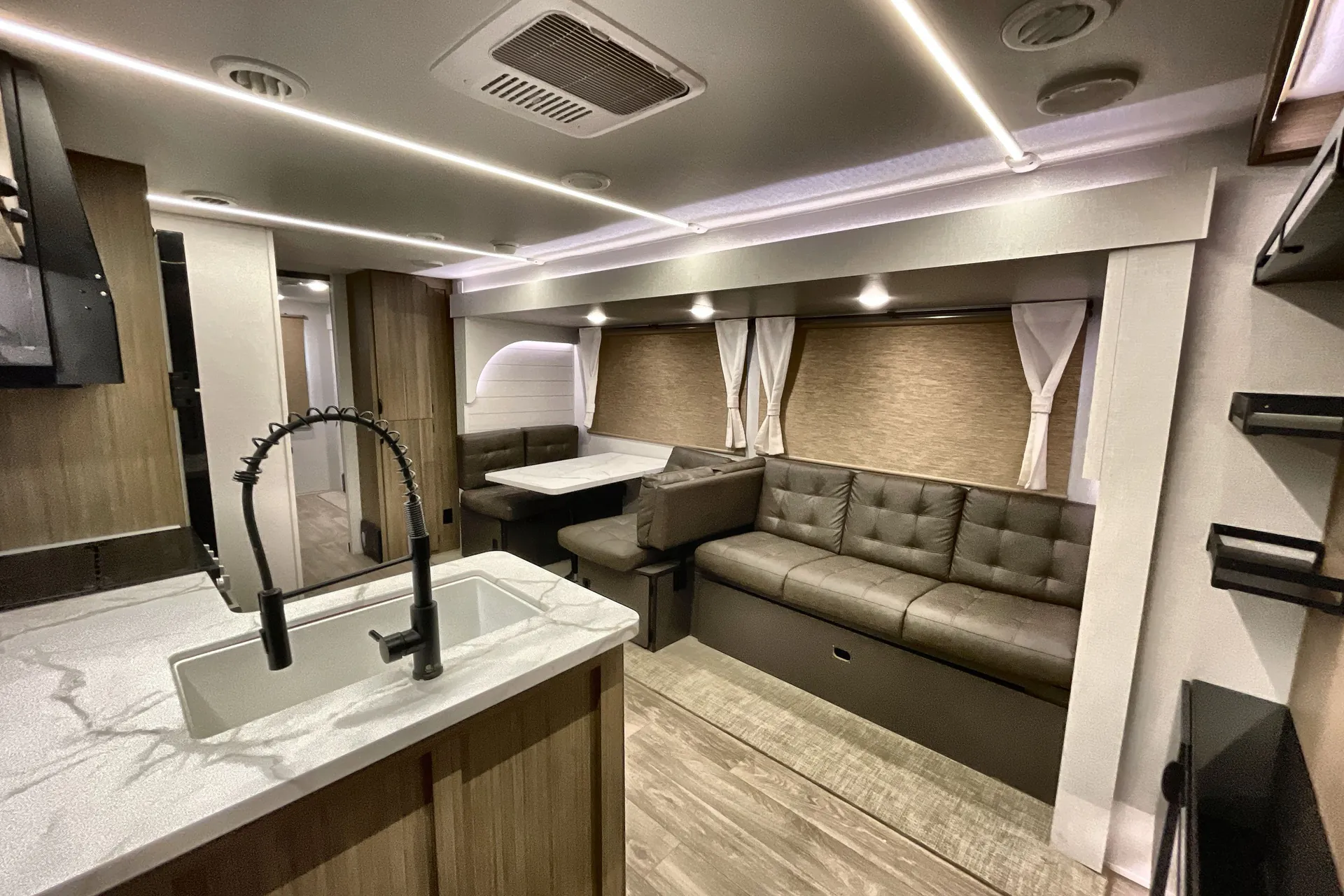 2026 Forest River Wildwood 33TS — living area main