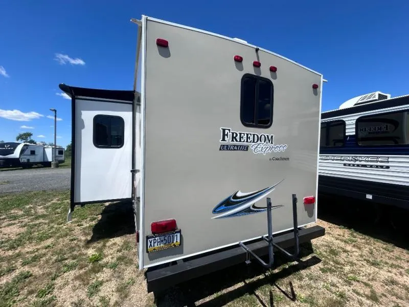 2018 Coachmen RV Freedom Express 248RBS - Photo 4