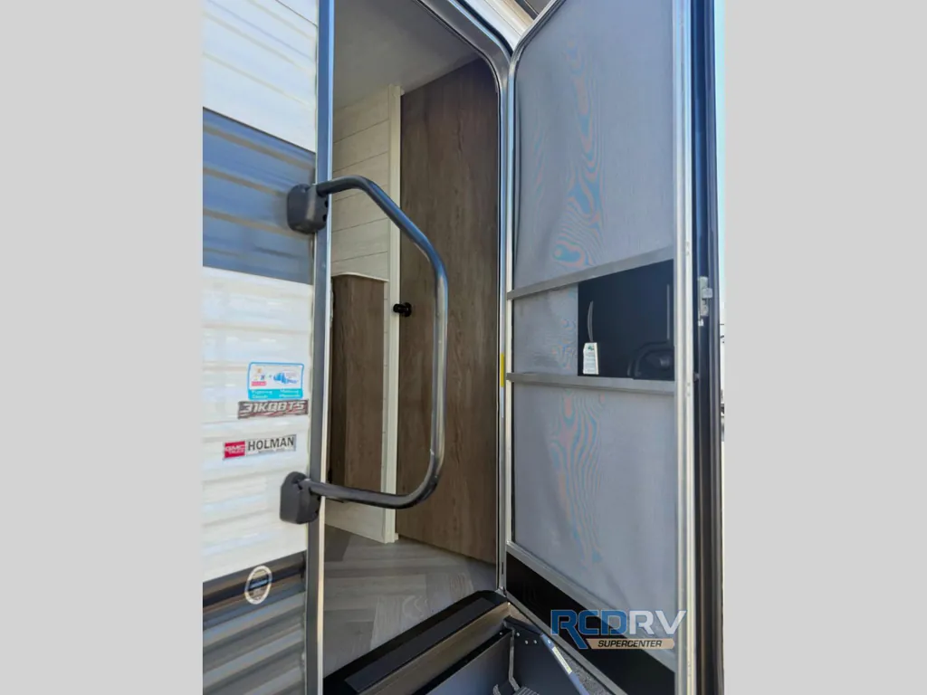 2021 Forest River Wildwood 31KQBTS, Photos photo 11