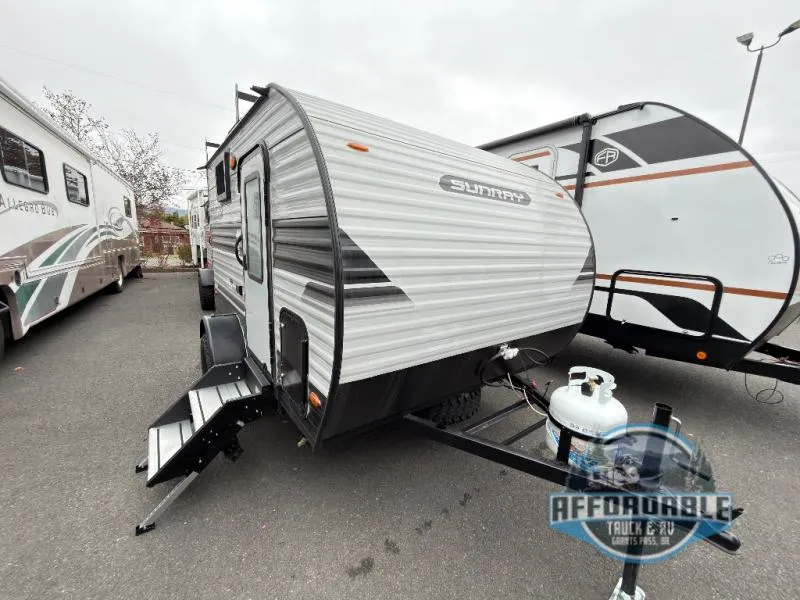 2026 Sunset Park RV SunRay 119 - Photo 2