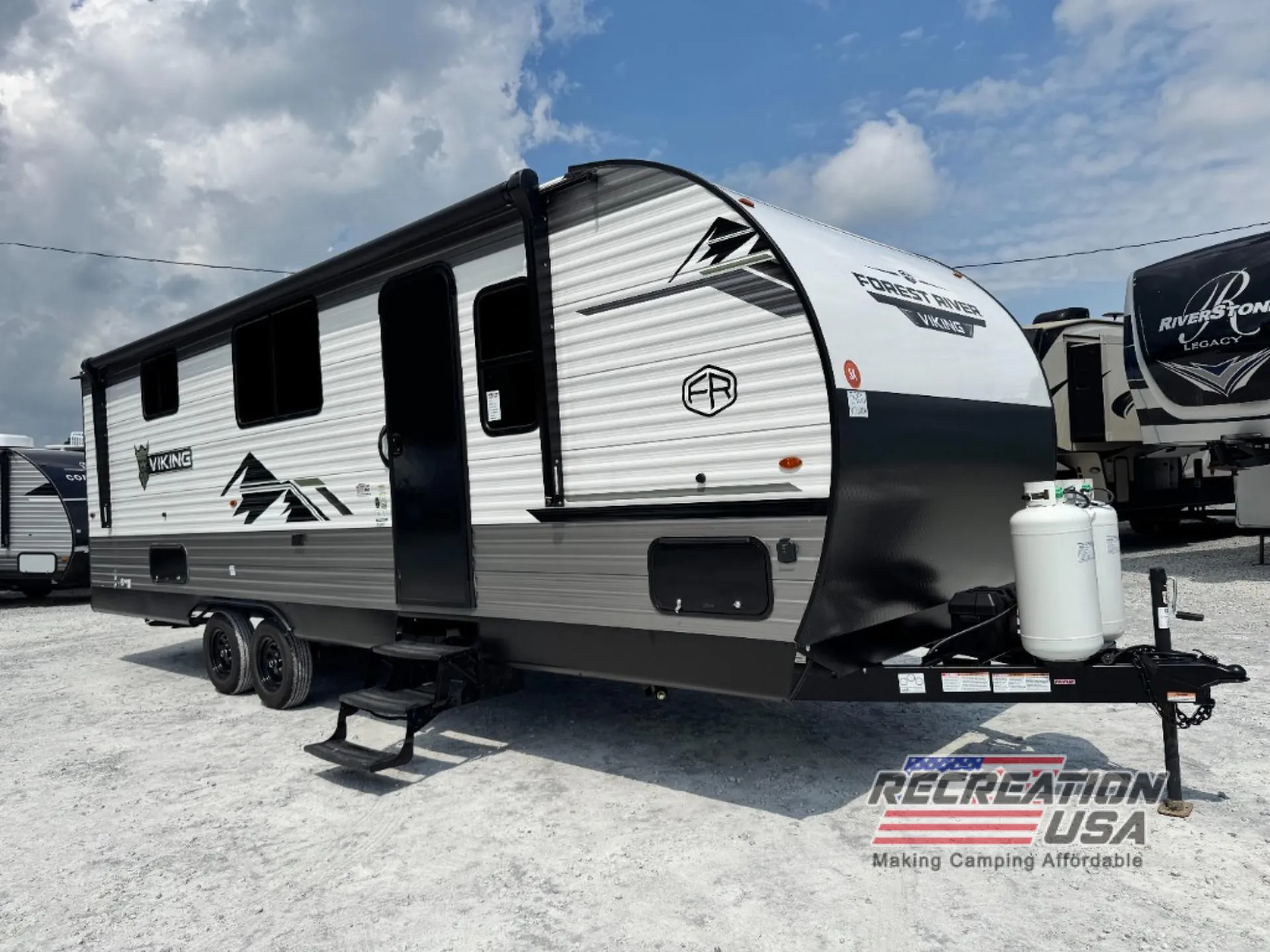 2025 Forest River Viking 25QBH - Photo 2