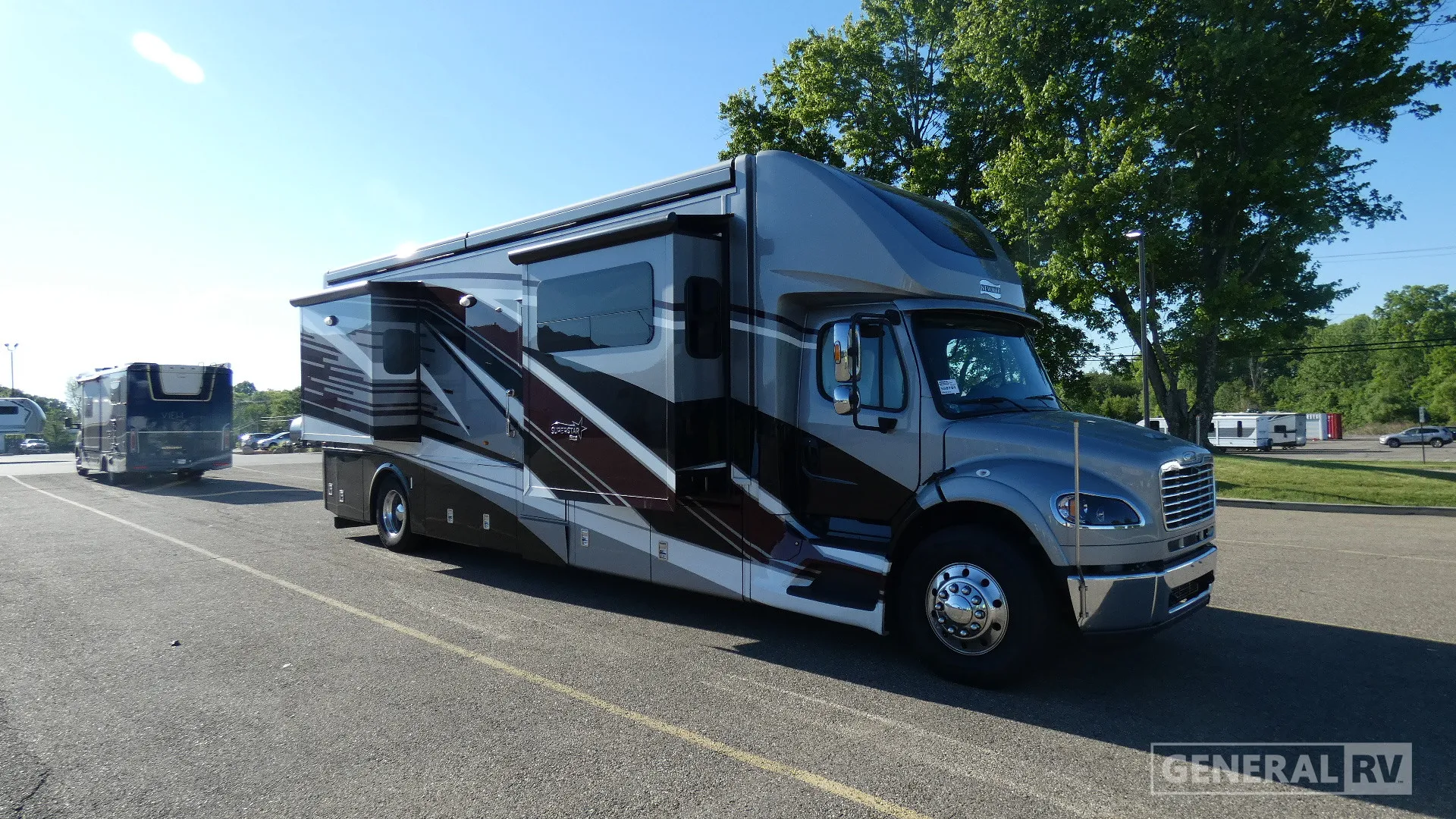 2023 Newmar Super Star 3727 - Photo 2