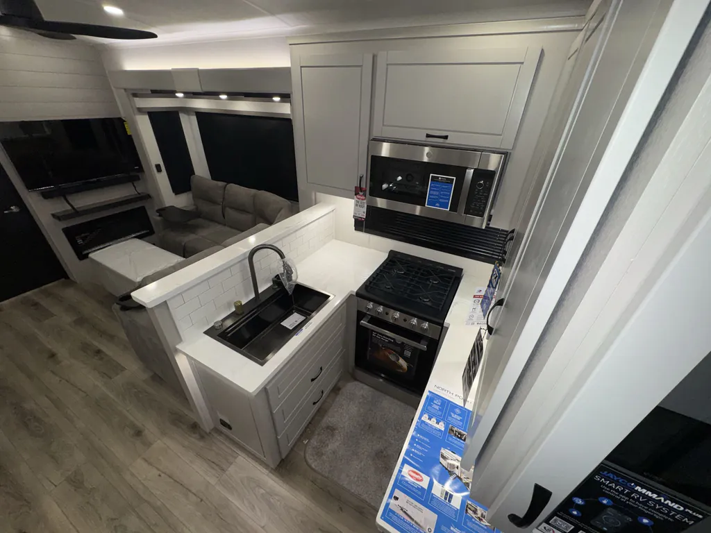 2026 Jayco North Point 395DSDB, Photos photo 14