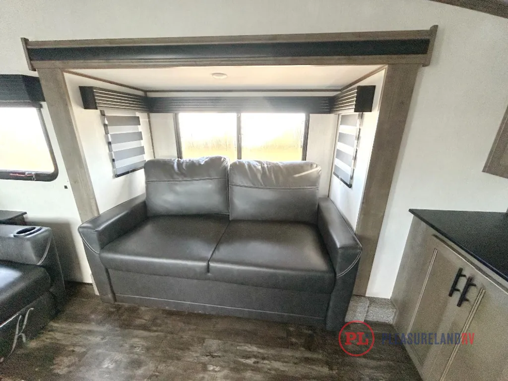 2022 Forest River Sabre 37FLH, Photos photo 8