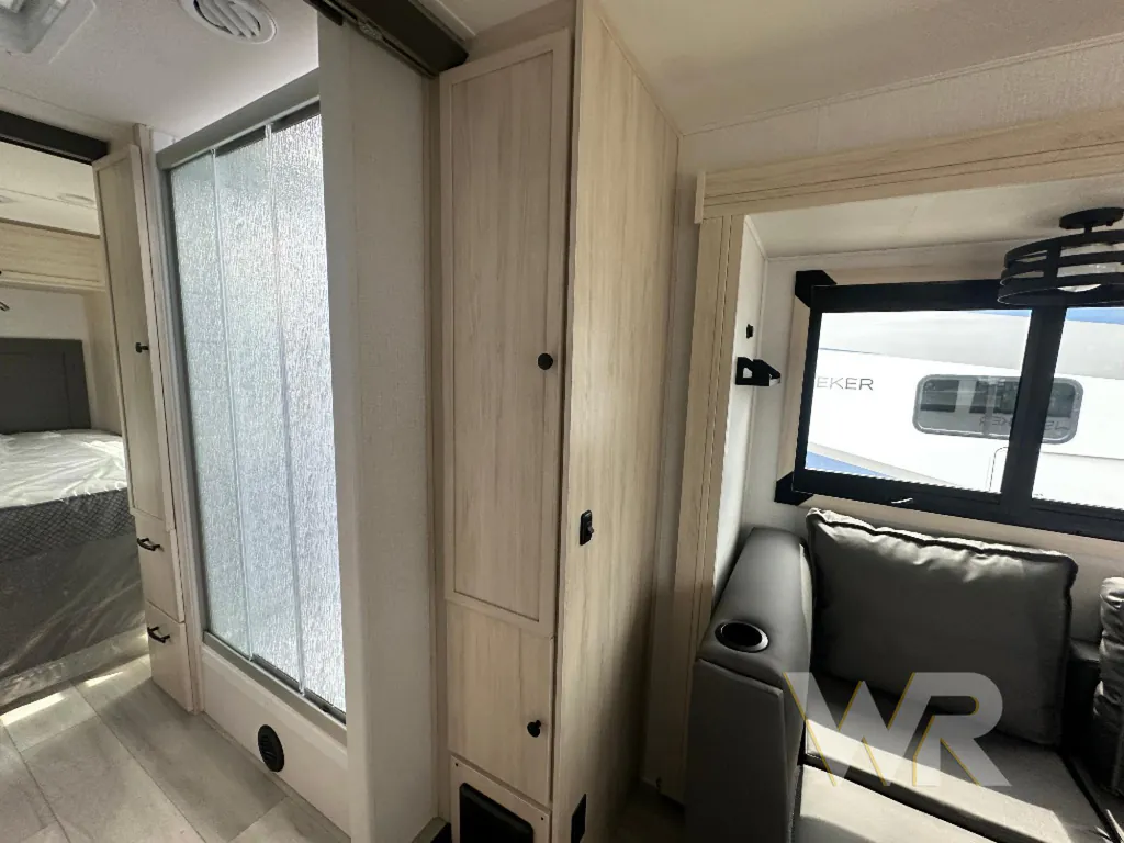 2027 Forest River Sunseeker 3150S, Photos photo 18