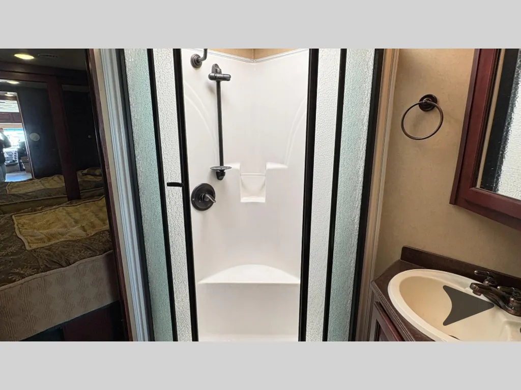 2012 Forest River Berkshire 390 FL, Photos photo 31