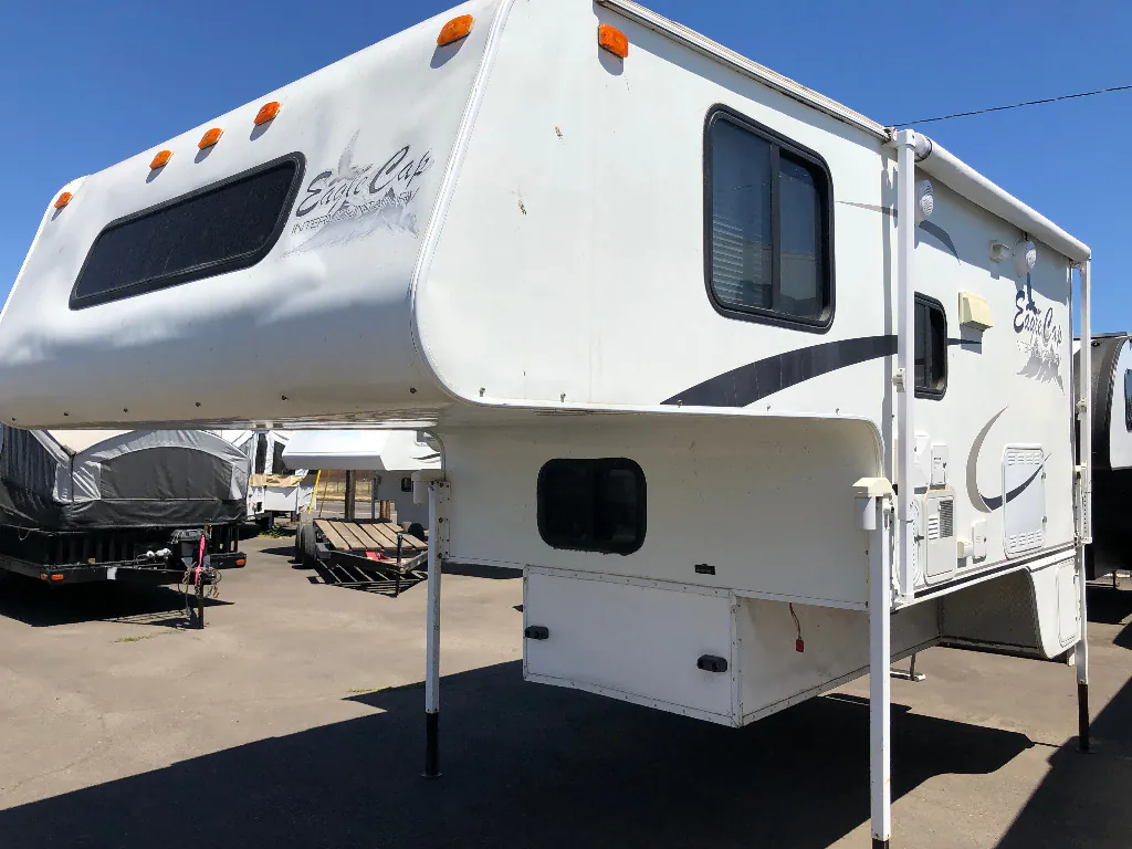 2004 Eagle Cap Campers Eagle Cap Used    850 - Photo 2
