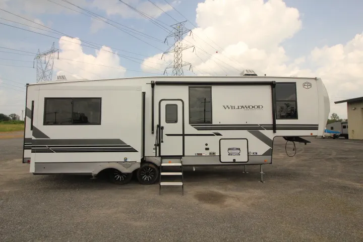 2027 Forest River Wildwood Heritage Glen 286RL - Photo 3
